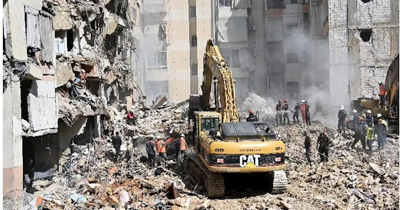 Livanda İsrailin hücumlarında 2 988 nəfər ölüb