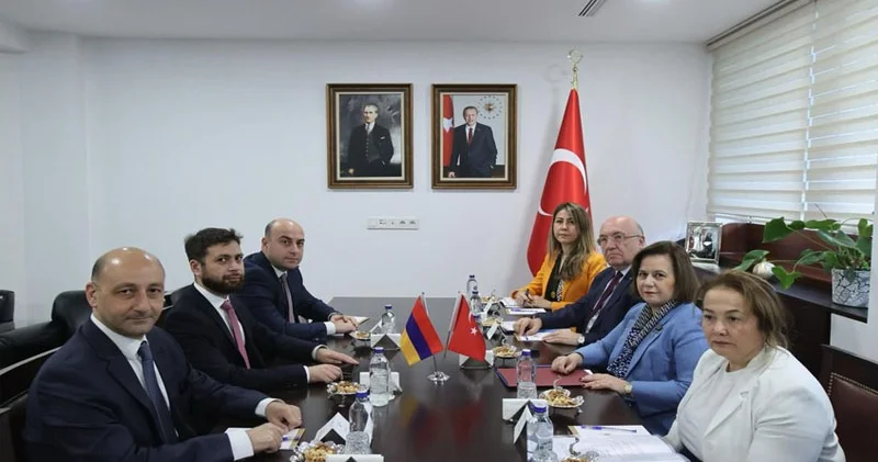 Berris Ekinci ilə Vahan Kostanyan arasında görüş: Simvolik addımdır