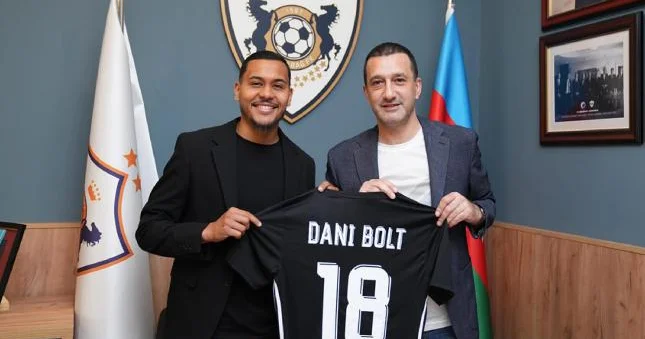 Qarabağ ilk transferini açıqladı Rəsmi