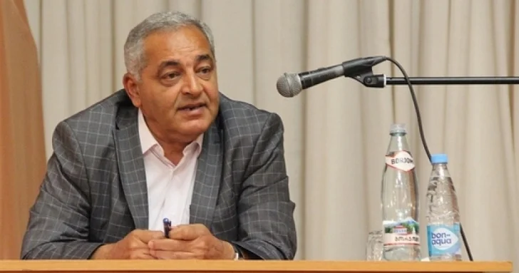 Axı, iyunun 19 u onun ad günüdür...