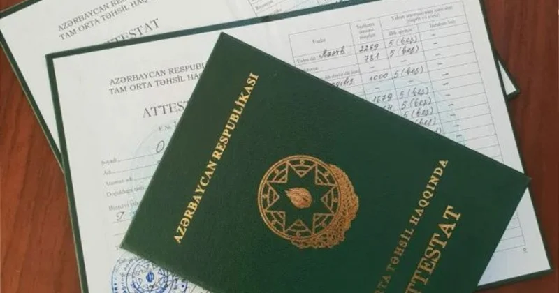 Bakıda 33,5 mindən çox şagirdə attestatlar verilir