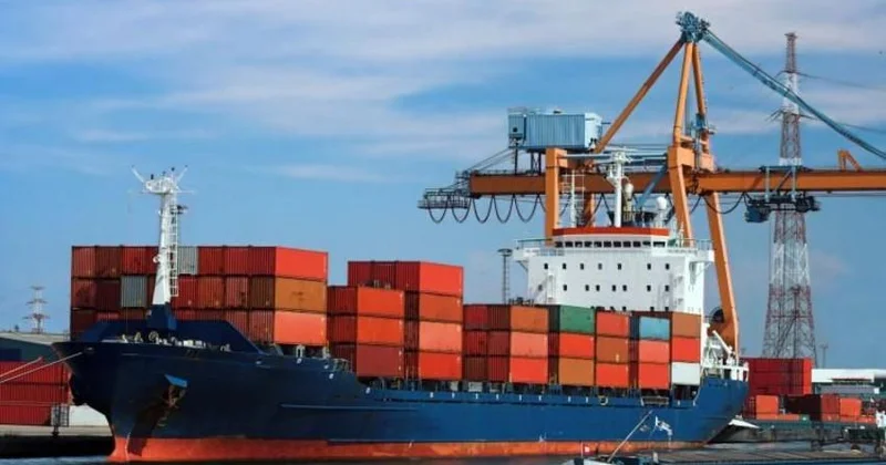 Azərbaycanda dəniz nəqliyyatı ilə yük daşımaları 12 % dən çox artıb
