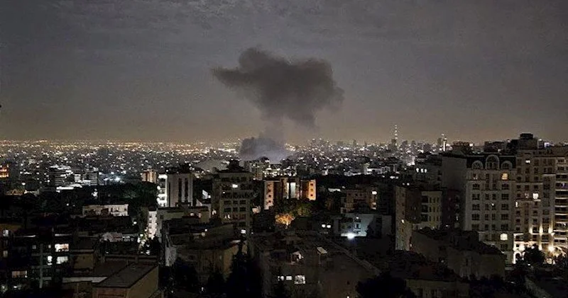 ABŞ prezidenti Tehranı təcili boşaltmağa çağırıb