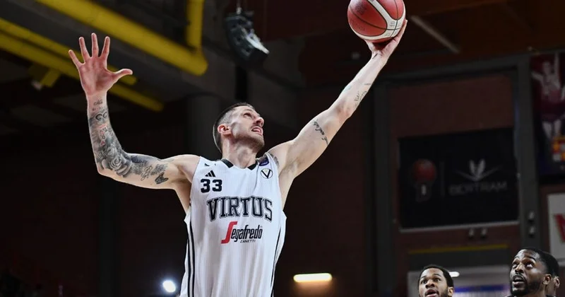 İtaliyalı basketbolçuya qan xərçəngi diaqnozu qoyulub