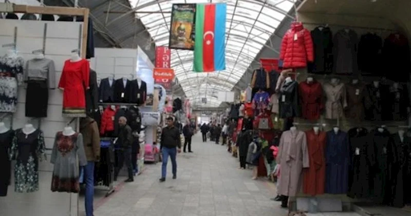 Özəl sektordakı işçilərin ¼ i pərakəndə satış sahəsində işləyir