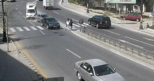 Günahkar kimdir: Ölən piyada, yoxsa onu vuran sürücü?