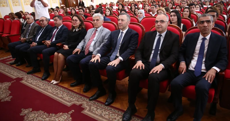 Pedaqoji Universitetdə liderlik proqramlarının bağlanış mərasimi keçirilib