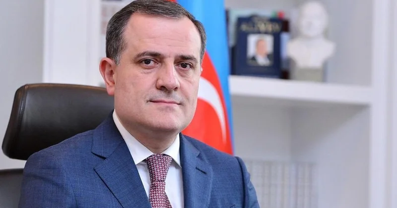 Ceyhun Bayramov Britaniyanın dövlət katibi ilə müzakirələr aparıb