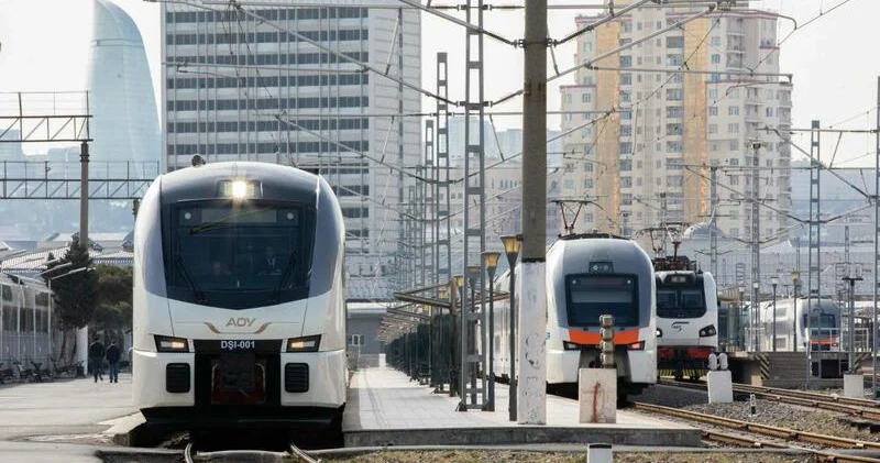 Bakı Qazax qatar biletlərinin qiymətində xoşagələn vəziyyət yoxdur O pula Budapeştdən Viyanaya getmək olar (RƏY)