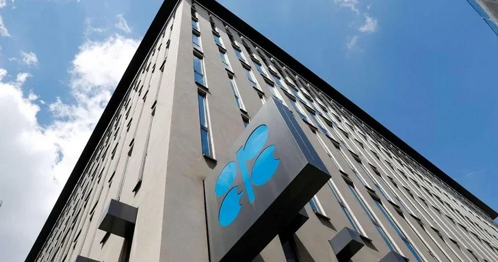 Азербайджан нараcтил нефтедобычу в мае, но отставал от квоты в рамках ОПЕК+