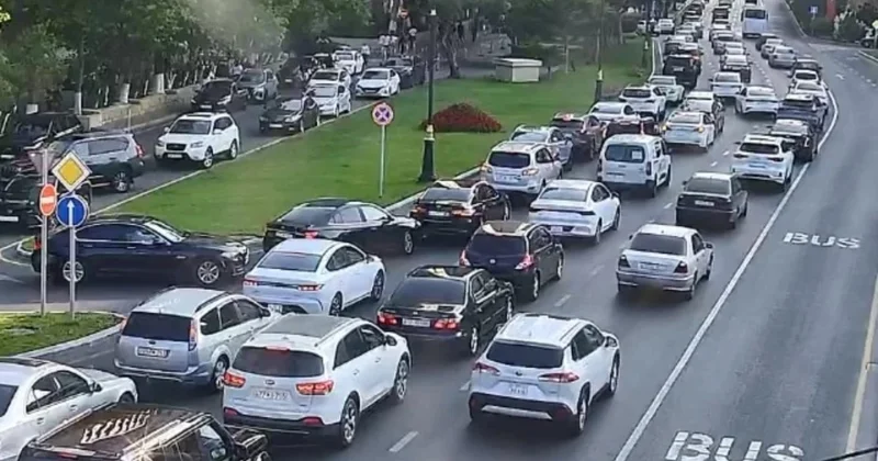 Bu yollarda sıxlıq var SİYAHI