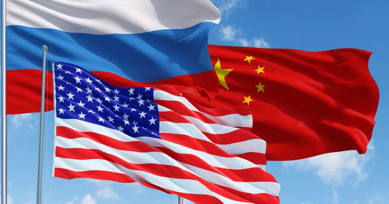Америка мечтает о сделке с Россией и Китаем