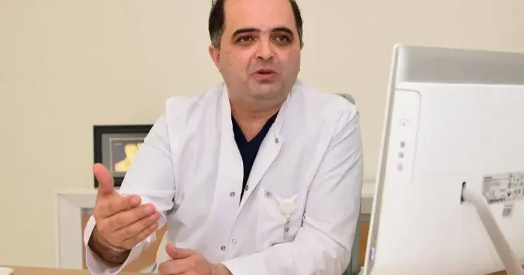 “Şərəfli və çətin yolda iradə arzulayıram” Rəşad Mahmudov səhiyyə işçilərini təbrik ETDİ