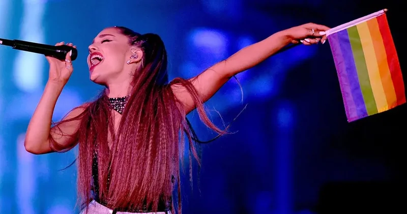 Ariana Grande LGBTİ+ gənclərə dəstək üçün yeni fond yaratdı