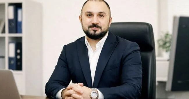 Elvin Həsənov: “Şirkətlər süni intellektin daha çox harada faydalı olduğunu araşdırır”