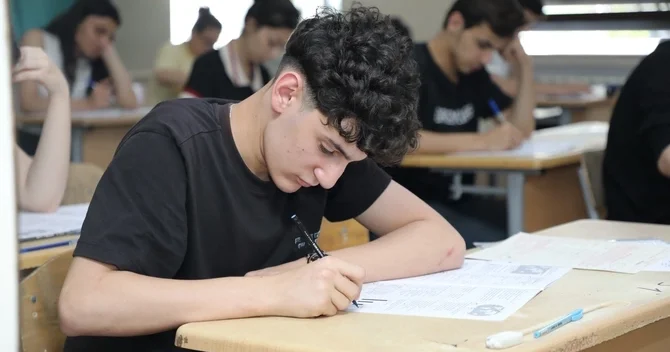 Qəbul imtahanında maksimum nəticə göstərən şagirdlərin ADLARI
