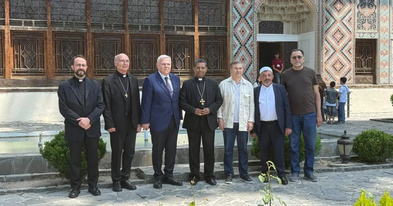 Kardinal Corc Kuvakad Şəkiyə səfər edib