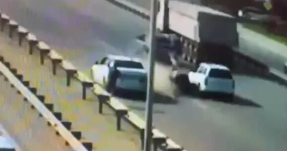 Ölümlə nəticələnən motosiklet qəzası Kim hansı məsuliyyəti daşıyır?