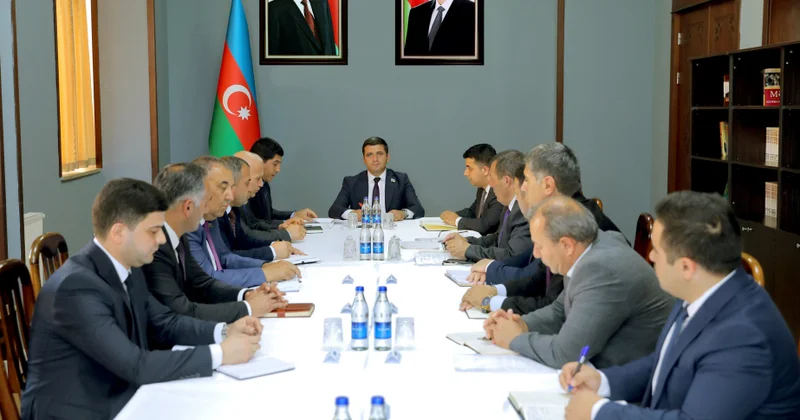 Ali Məclisin komitə iclasında iki qanun layihəsi müzakirəyə çıxarılıb