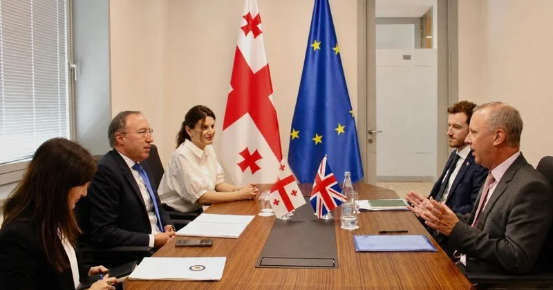 Britaniya səfiri Gürcüstan XİN ə dəvət olunub