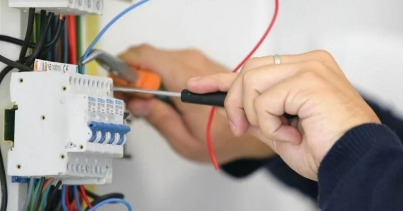 Maştağada elektrik cərəyanı vuran kişi vəfat etdi KONKRET