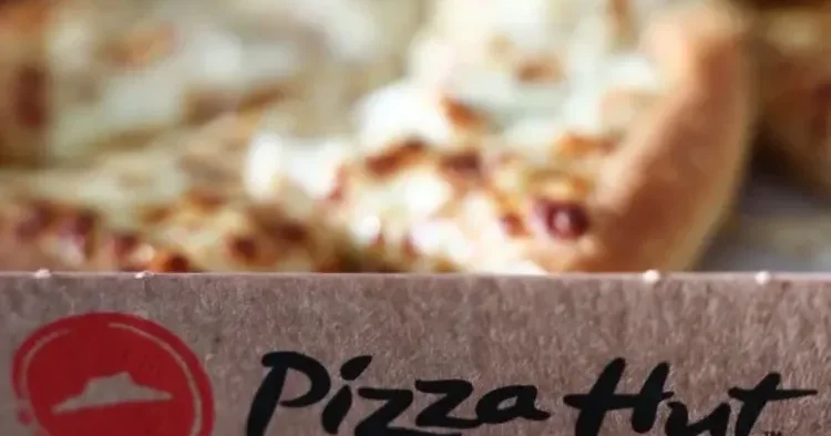 Pizza Hut 2.7 milyard dollara SATILDI