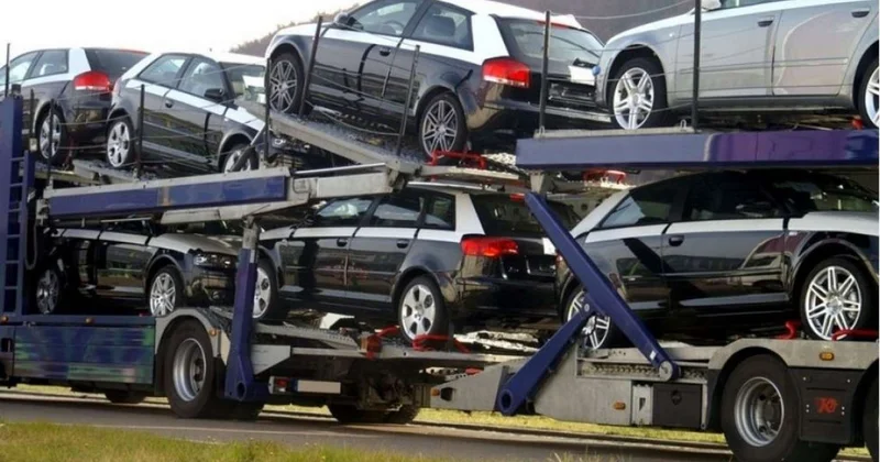 Avtomobil idxalında kəskin azalma: Maşın bazarını nə gözləyir?