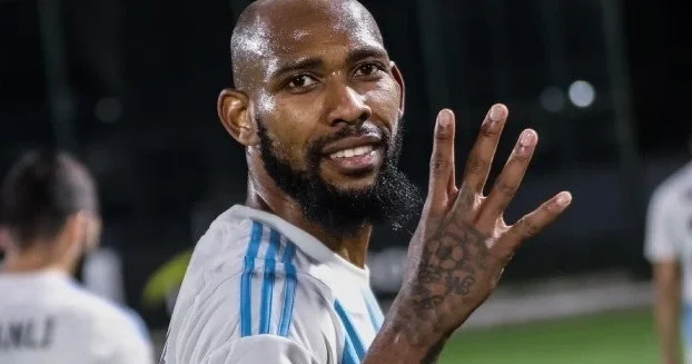 Kolumbiya tankı Qarabağ dan ayrıldı