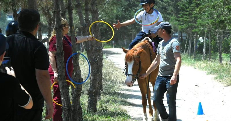Əlilliyi olan uşaqlar üçün növbəti hippoterapiya tədbirləri təşkil olunub