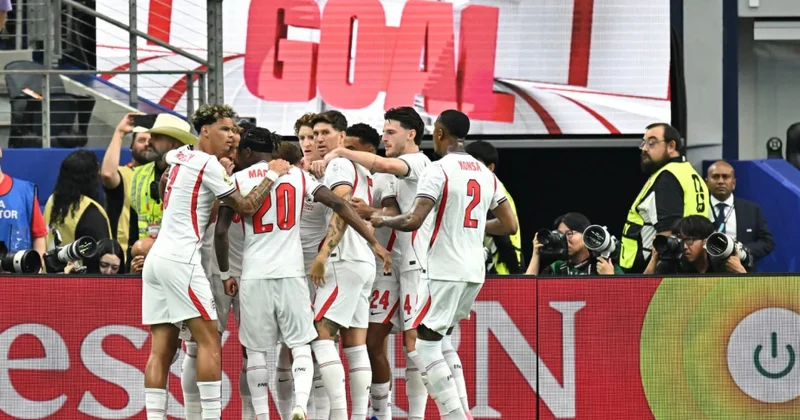 Dünya çempionatı: Altı qolun vurulduğu oyunda İngiltərə sevinib