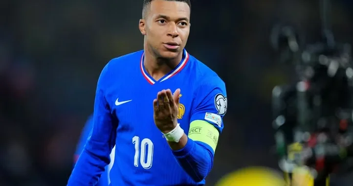 Belə şeylər barədə karyeramı bitirəndən sonra düşünəcəyəm Rekordçunu taxtdan salan Mbappe