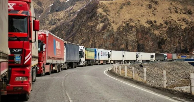 Bu il Gürcüstan üzərindən Azərbaycana 38 mindən çox TIR keçib