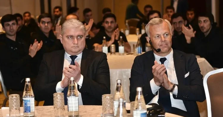 Hakimlər Rauf Allahverdiyevin məsələsinə görə baş katiblə görüşdü ümid Cahangir Fərəcullayevin ədalətinə qalıb