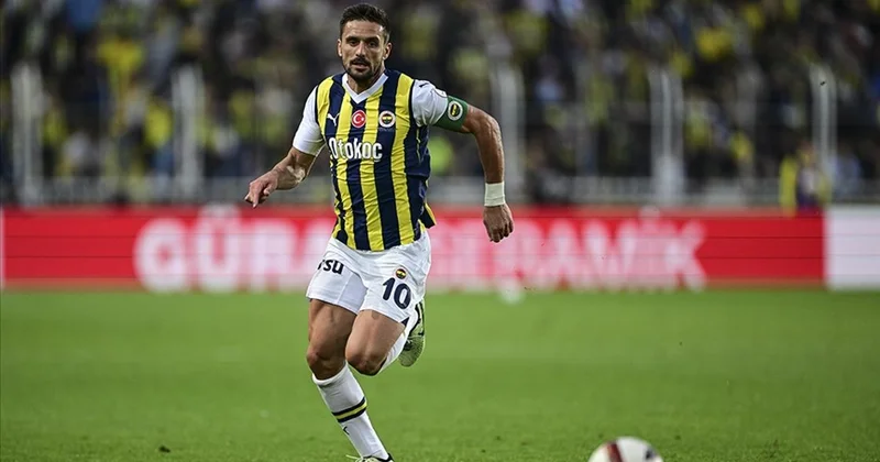 Qarabağ la adı hallanan ulduz futbolçu seçimini etdi