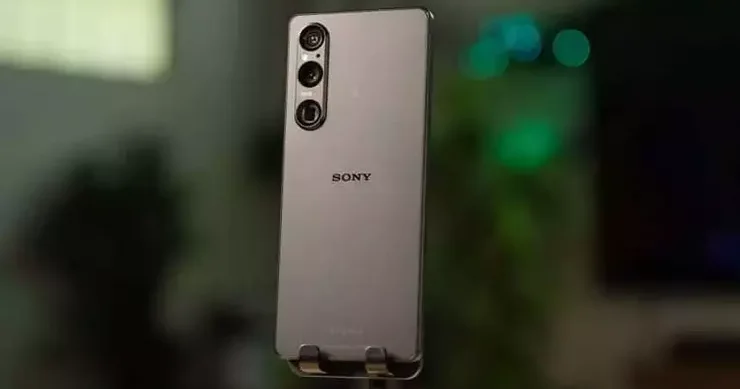 Bu telefonun satışları DAYANDIRILIB