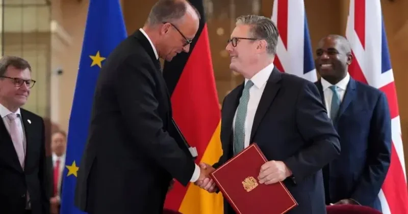 Britaniya və Almaniya genişmiqyaslı müdafiə sazişi imzalayıb