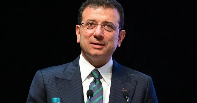 Ekrem İmamoğlunun məhkəmə zalından görüntüləri yayıldı