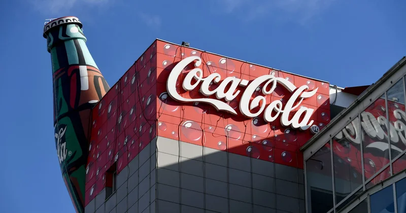 Tramp Coca Cola ilə bağlı QƏRAR: ABŞ da içki belə istehsal olunacaq KONKRET