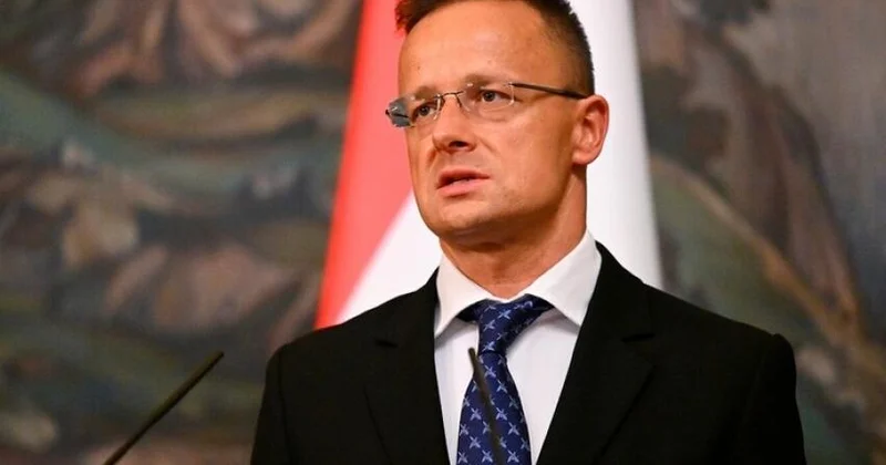 Macarıstan üç ukraynalı hərbçiyə sanksiya tətbiq etdi