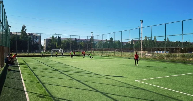 Bakıda bu ərazidə futbol meydançası yenilənəcək 1,5 milyonluq LAYİHƏ