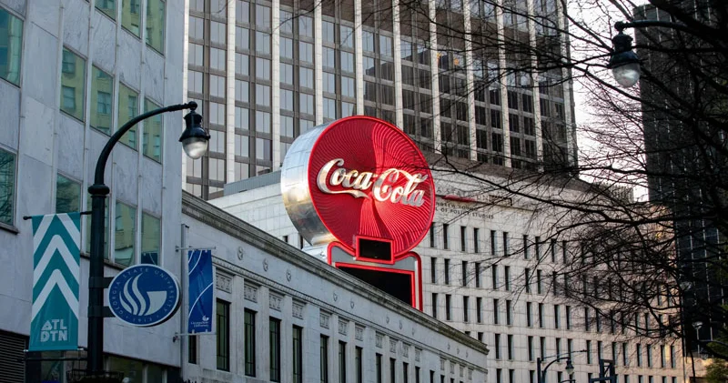 Tramp “Cola”nın reseptini dəyişdirdiyini bəyan etdi, şirkət cavab verdi