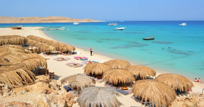 Misirdə rusiyalı turislərə dənizdə çimmək qadağan edildi