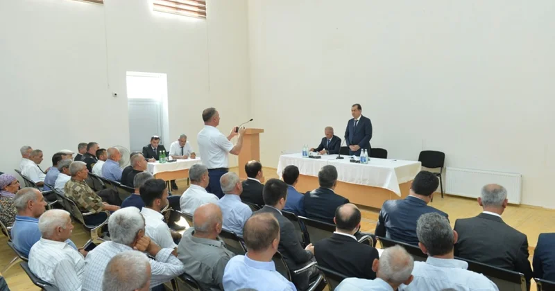 Taleh Qaraşov kənd sakinlərinin problemlərini dinlədi FOTOLAR
