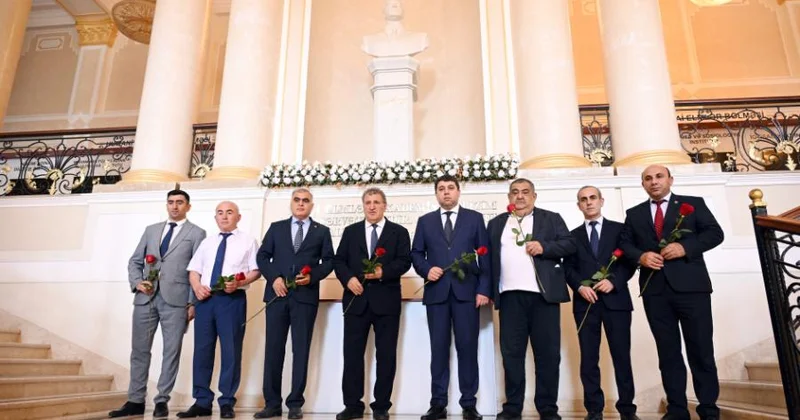 AMEA da “Azərbaycan mətbuatının inkişafı və vəzifələri” mövzusunda konfrans keçirilib