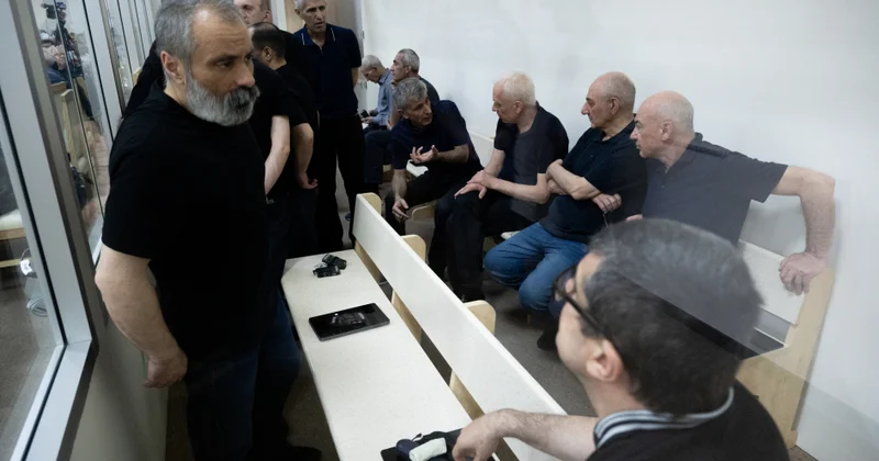 На теле не было живого места в суде над армянами в Баку звучат ужасающие истории плена