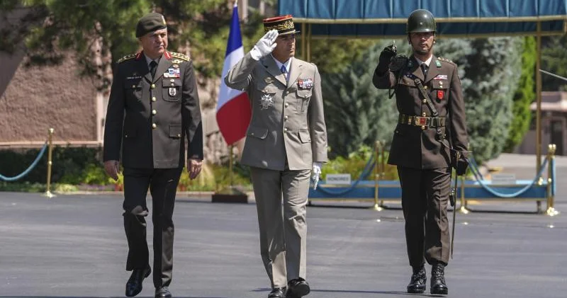 Fransanın Baş Qərargah rəisi Ankaraya gəlib FOTO