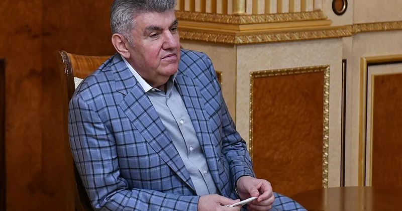 Глава российских армян призывает к отставке Пашиняна