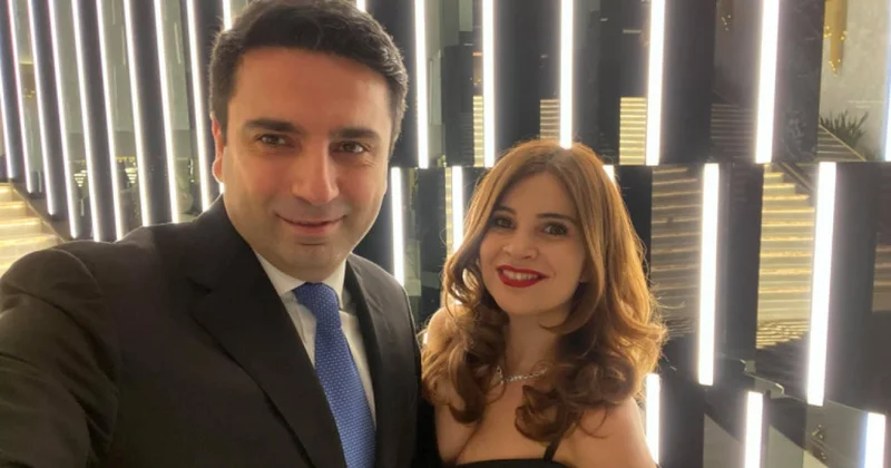 Simonyan boşandı