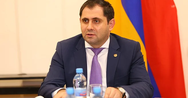 Papikyan Qallaxerlə görüşdü