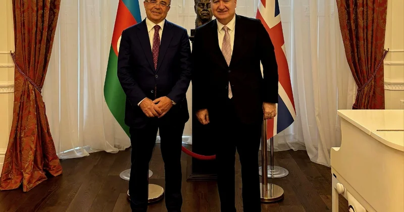 Fuad Hacıyev Londonda Elin Süleymanovla görüşüb
